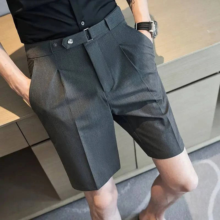 Emma & Rose Manhattan Zara™ comfortable elastic shorts in soft fabric, featuring a relaxed fit and adjustable waistband.