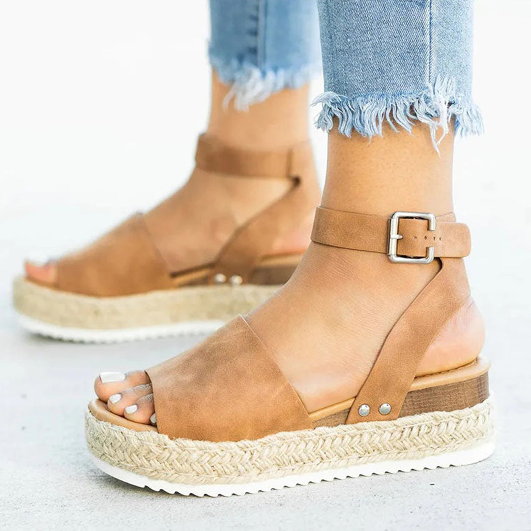 Chic and Stylish Women's Sandals - Yfke