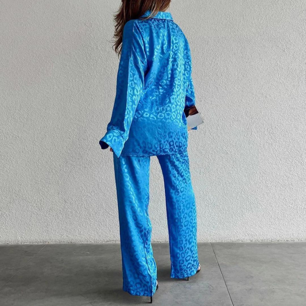 Chic and Comfortable Two-Piece Set for Women - Celeste