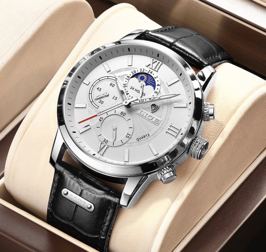 Emma & Rose Manhattan Rudolf™ Napoli Classic Watch with round face, leather strap, and minimalist design.