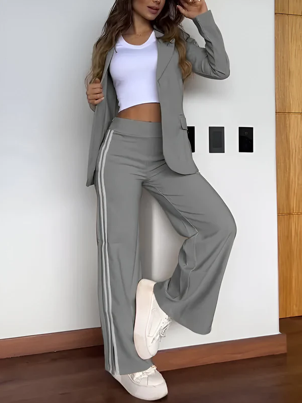 Leah – Elegant Blazer Set with Casual Flair