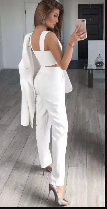 Karen – 3-Piece Set with Blazer, Top, and Pants