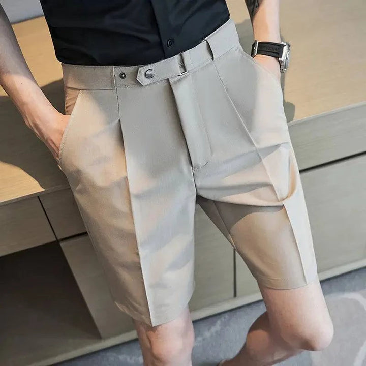 Emma & Rose Manhattan Zara™ comfortable elastic shorts, soft fabric, with a relaxed fit and adjustable waistband, shown in a neutral color.