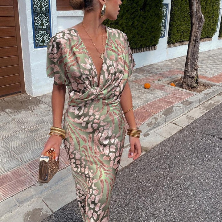 Cecily Luxurious Velvet Maxi Dress - Elena Harper