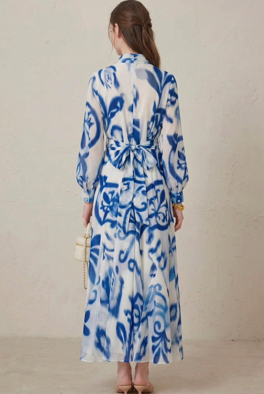 Women's Blue Porcelain Print Long Sleeve Maxi Dress