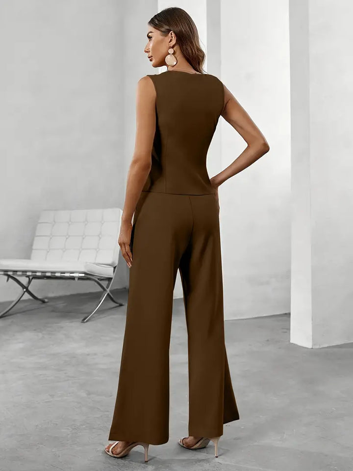 Two-Piece Women's Set with Sleeveless Vest and Wide-Leg Pants, view 6 - Elena Harper
