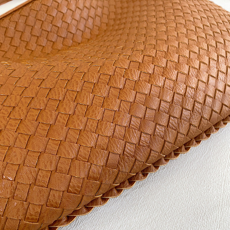 Woven Leather Hobo Bag for Women – Elegant Woven Shoulder Bag