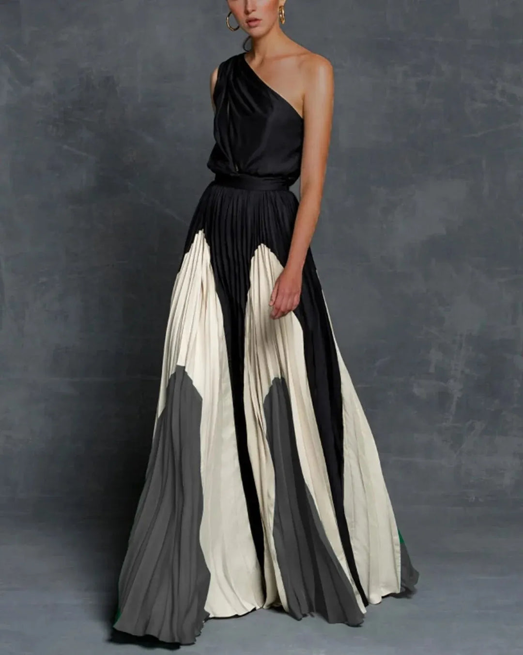 Laurine - Refined Maxi Dress with One Shoulder