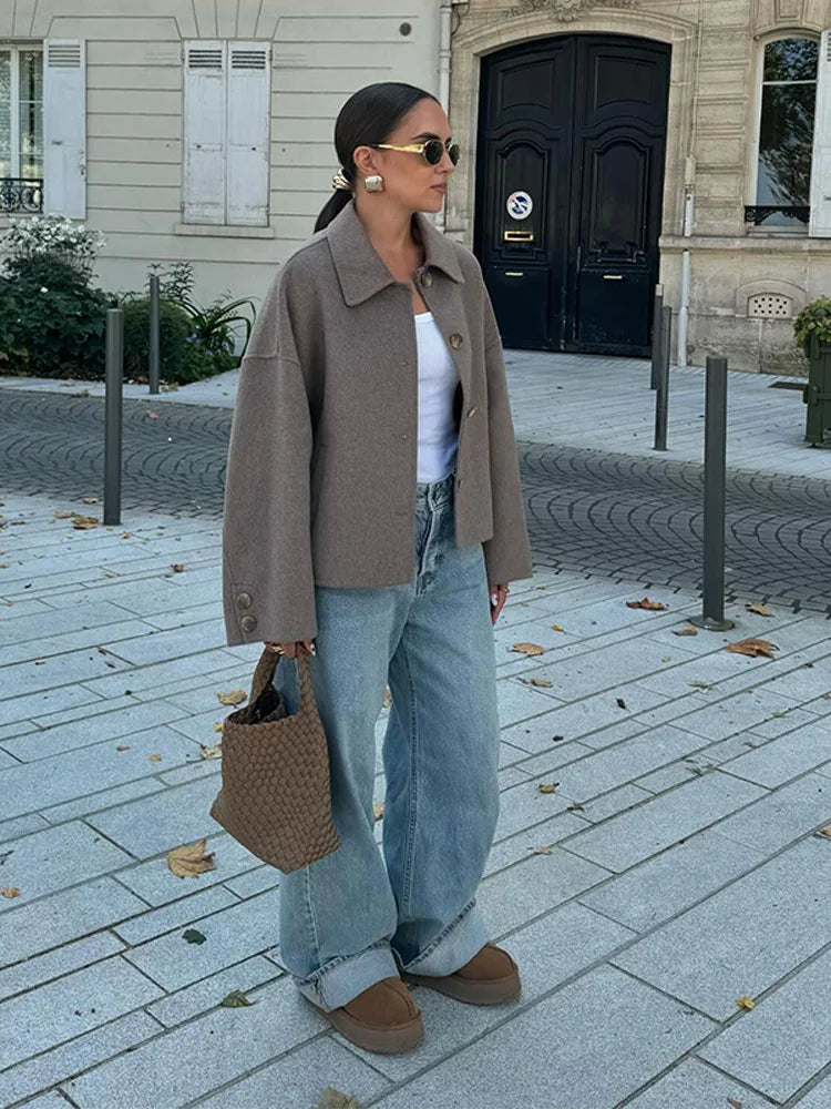 Elegant Women's Wool Blend Coat – Classic Buttoned Jacket for Autumn and Winter
