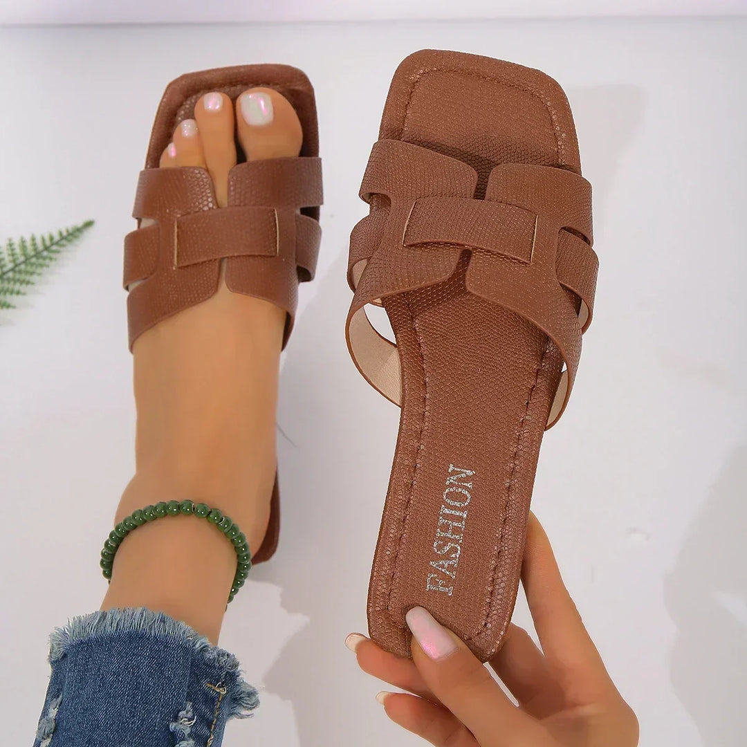 AVRIL– Relaxed Chic Everyday Sandals - Elena Harper