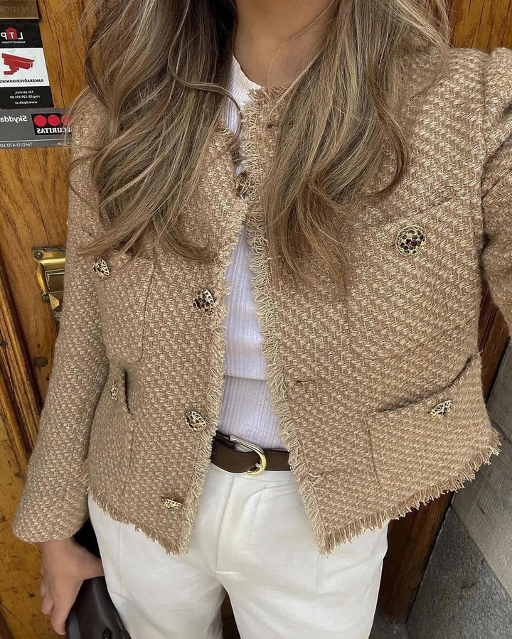Anaïs – Modern, Chic, and Original Tweed Coat