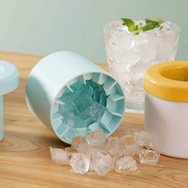 1+1 FREE FrozenIce Portable Silicone Ice Cube Maker with Lid - Elena Harper