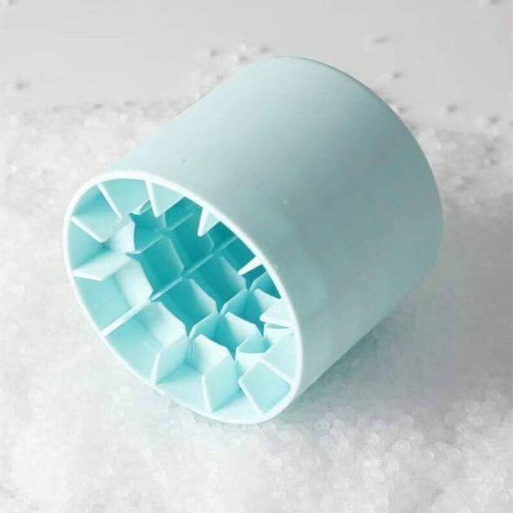 1+1 FREE FrozenIce Portable Silicone Ice Cube Maker with Lid - Elena Harper