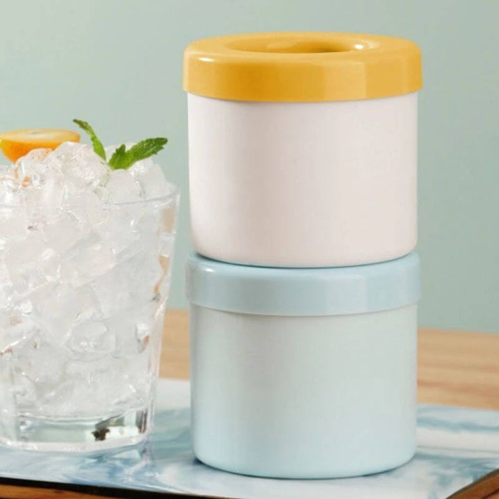 1+1 FREE FrozenIce Portable Silicone Ice Cube Maker with Lid - Elena Harper