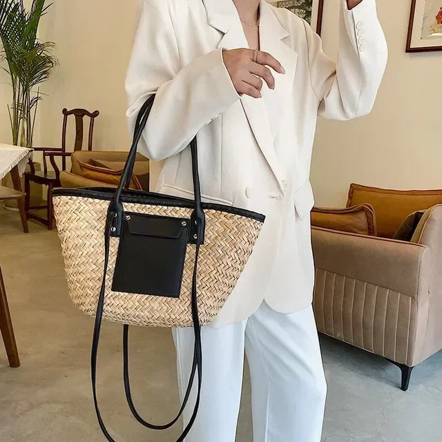 Torborg | Elegant straw bag with leather accents
