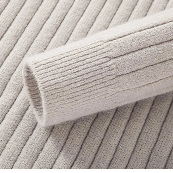 Finn™  |  Collar Half Zip Sweater