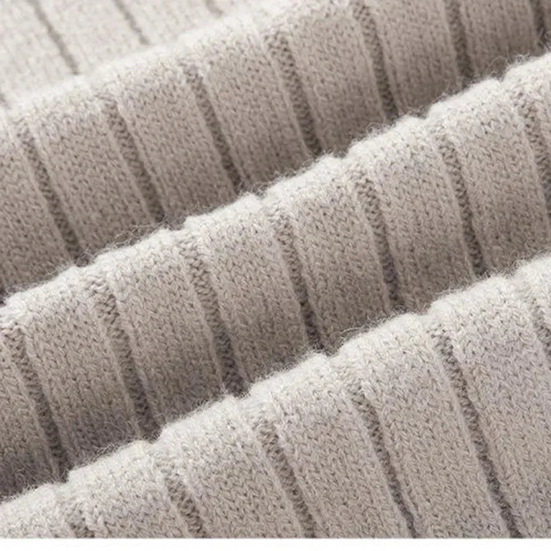 Finn™  |  Collar Half Zip Sweater