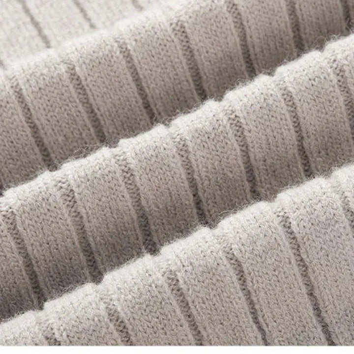 Finn™  |  Collar Half Zip Sweater