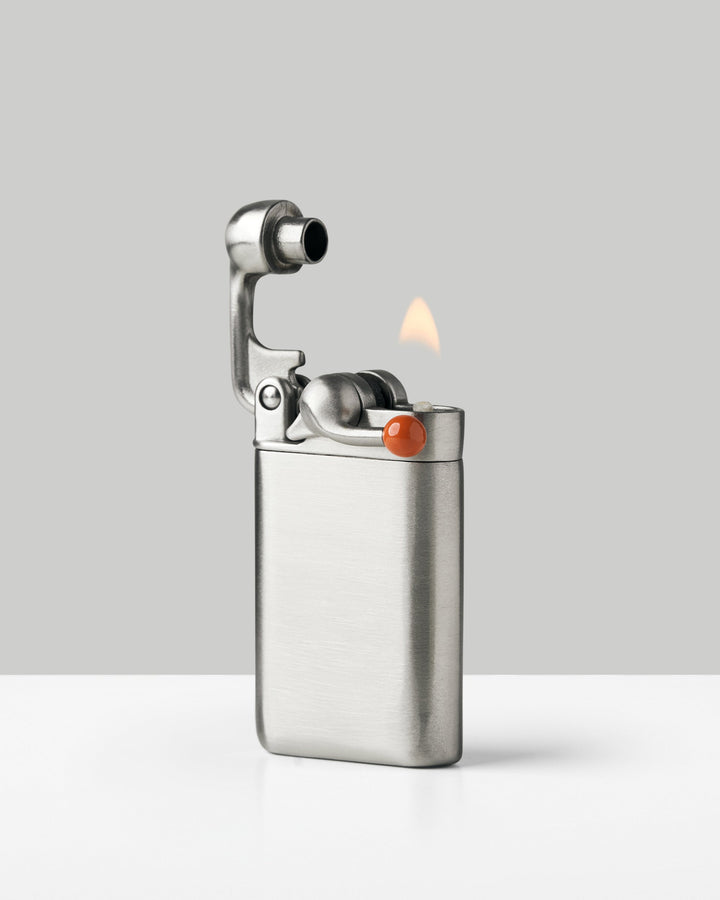 FireLuxe™ – Premium Lighter with Innovative Swing Design