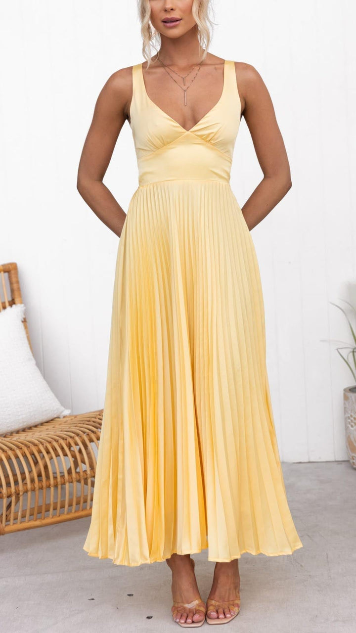 Aby Yellow Maxi Dress with Pleats and V-Neck - Elena Harper