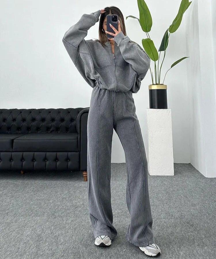 Women's Tracksuit with Zipper - Nora