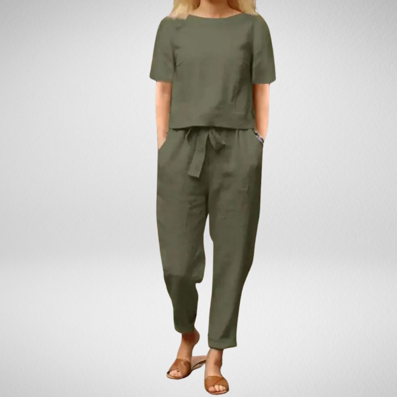 Comfortable Summer Set