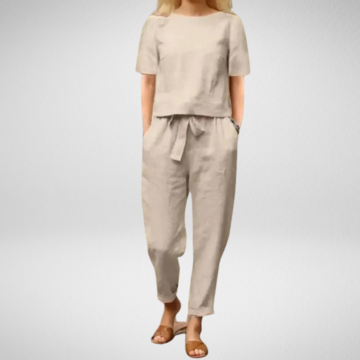 Comfortable Summer Set