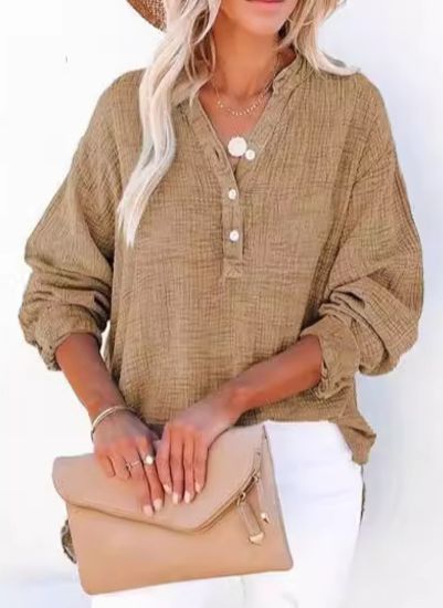 ODETTE – RELAXED ELEGANCE BUTTON BLOUSE