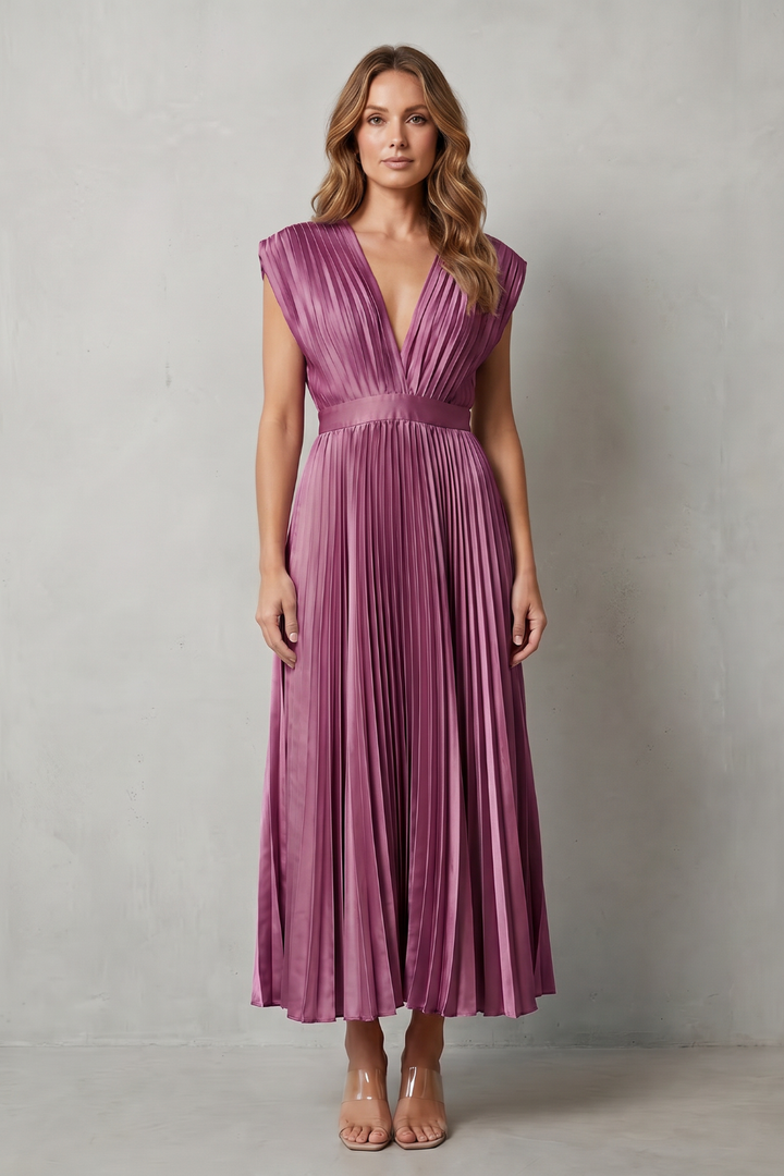 Veloria – Flowing pleated elegance – Midi dress