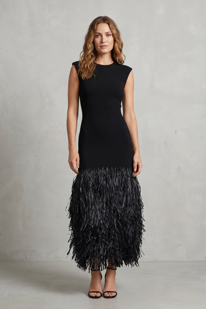 Veloura – Raffia fringe elegance – Midi dress