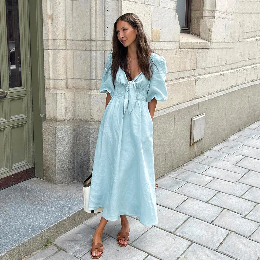 Alorica - Vintage-inspired midi dress with puff sleeves