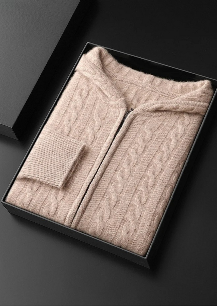 100% CASHMERE CABLE KNIT ZIPPER HOODIE.