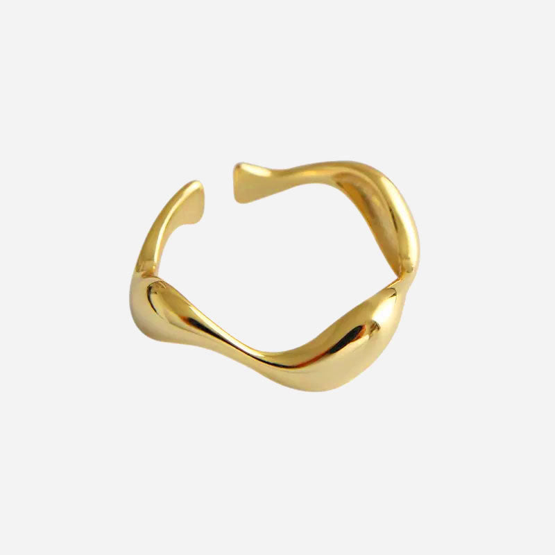 Carisseya™  |  Wave Ring 18k Gold