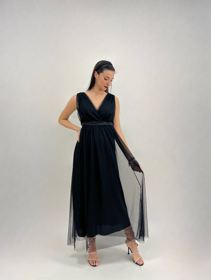 Karina™ Ariel Dress by Emma & Rose Cape Town, stylish abiti with elegant design and vibrant colors, displayed on a mannequin.