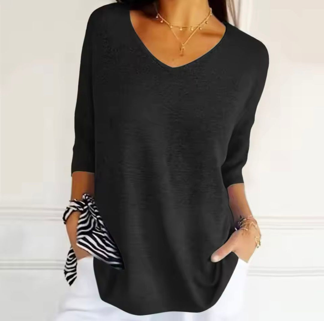 Maëlys - Relaxed V-Neck Top