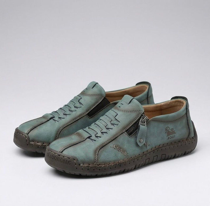 Katherine – A refined comfort with a practical zip closure