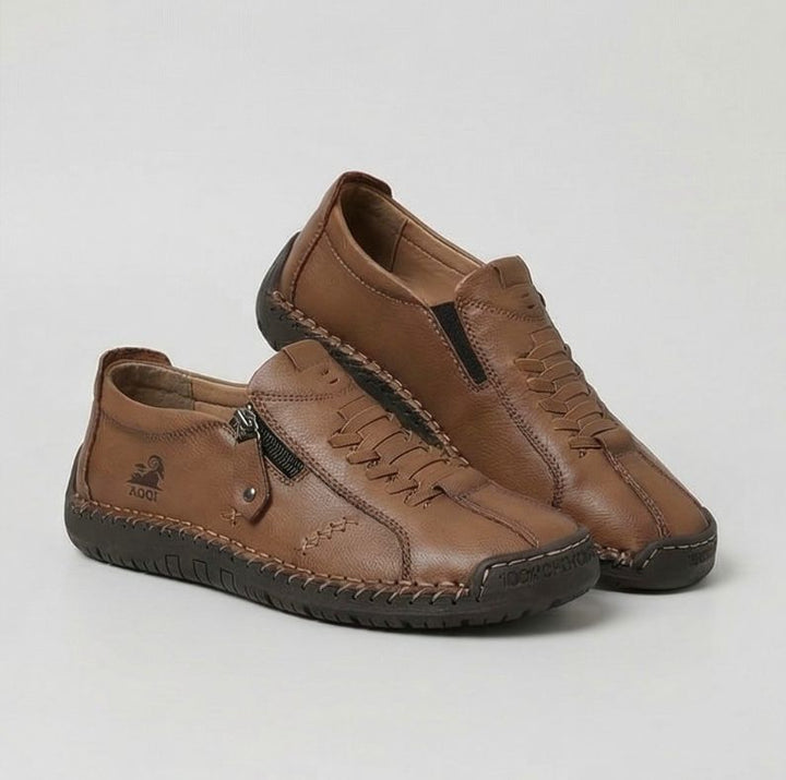 Katherine – A refined comfort with a practical zip closure