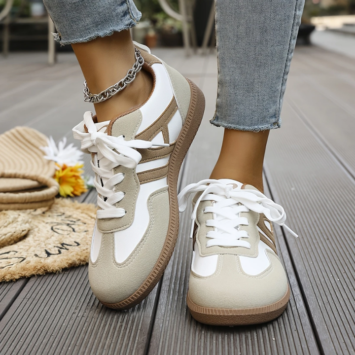 Lucinda Classic Two-Tone Shoes - Elena Harper