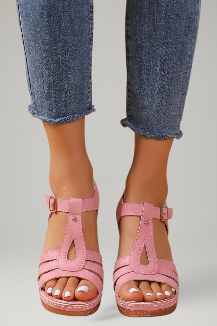 Women's Block Heel Sandals with Cushioned Insole and Strap Design