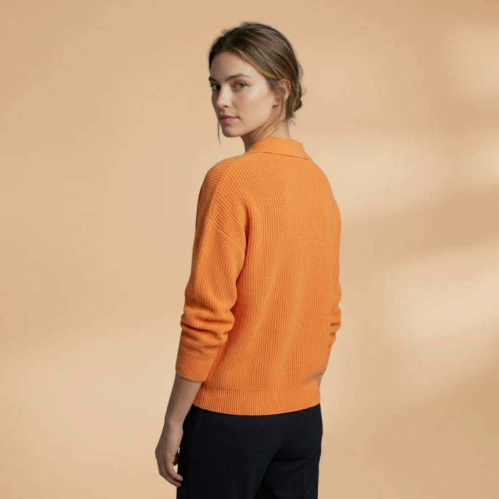 Women's Cardigan with button fastening and lapel collar