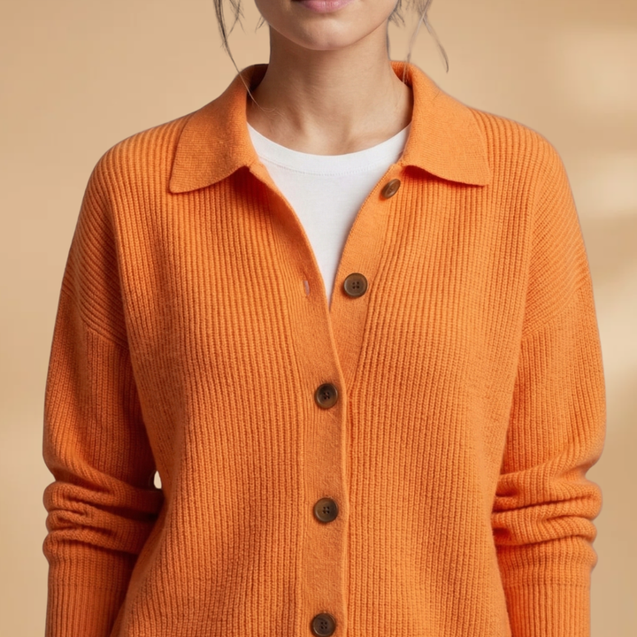 Women's Cardigan with button fastening and lapel collar