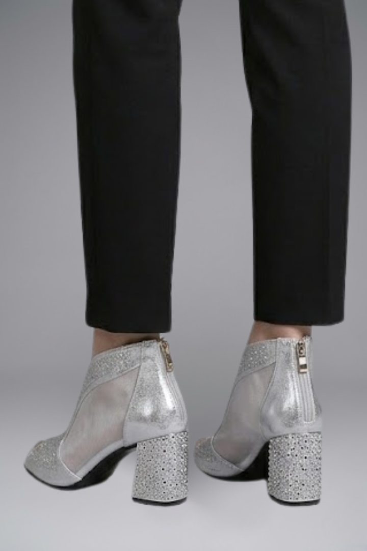 Women's Leather Sandals with Block Heel for Evening Wear