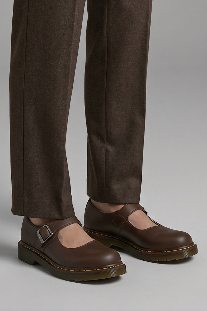 Women's Mary Jane Flat Shoes with Buckle Strap for Everyday Wear