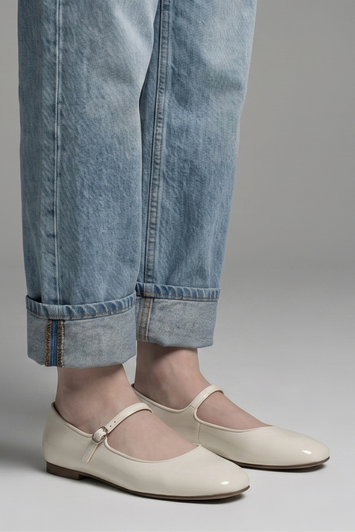 Women's Mary Jane Shoes with Buckle Strap for Everyday Wear