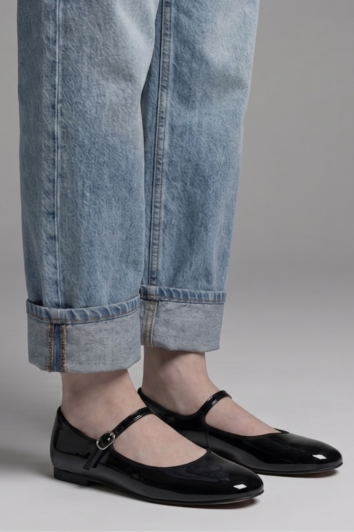 Women's Mary Jane Shoes with Buckle Strap for Everyday Wear