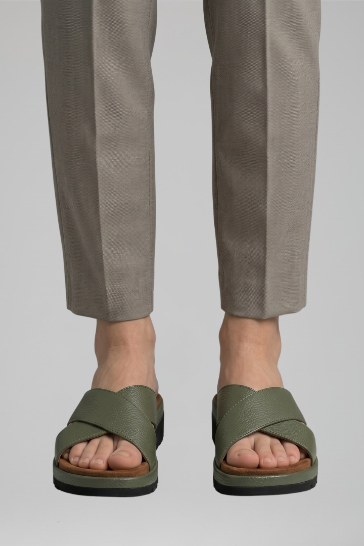 Women's Orthopaedic Adjustable Sandals with Crisscross Straps for All-Day Comfort
