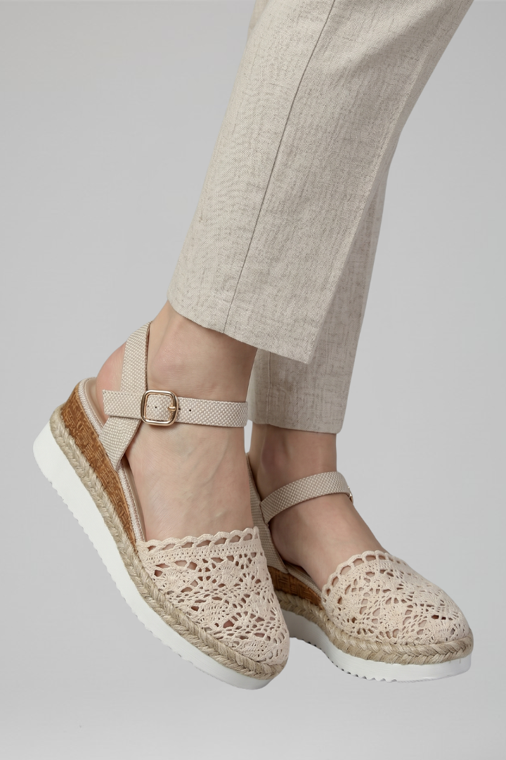 Women's Orthopaedic Sandals with Buckle Closure for All-Day Comfort