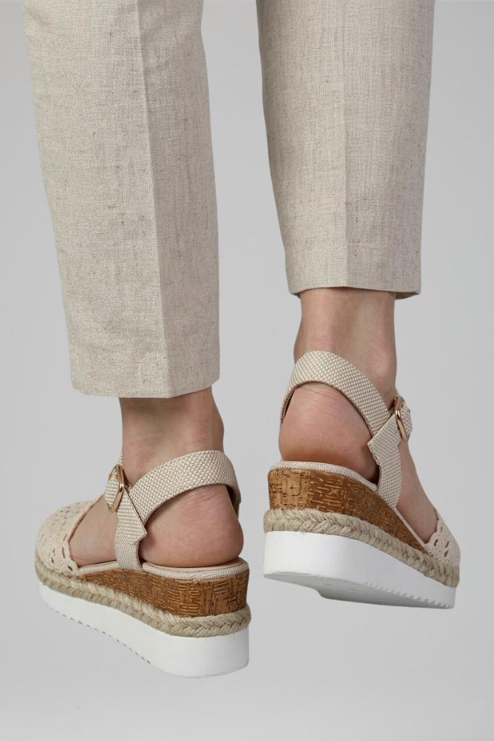 Women's Orthopaedic Sandals with Buckle Closure for All-Day Comfort