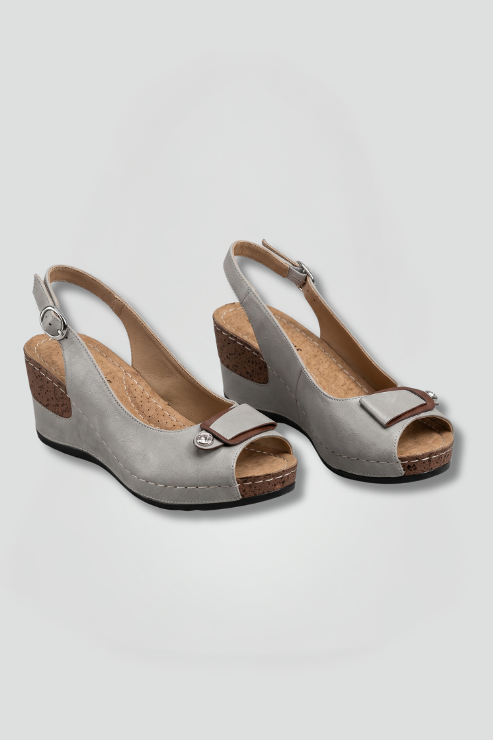 Women's Orthopaedic Sandals with Buckle Closure for Summer