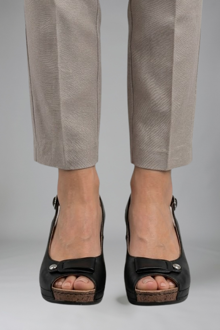 Women's Orthopaedic Sandals with Buckle Closure for Summer